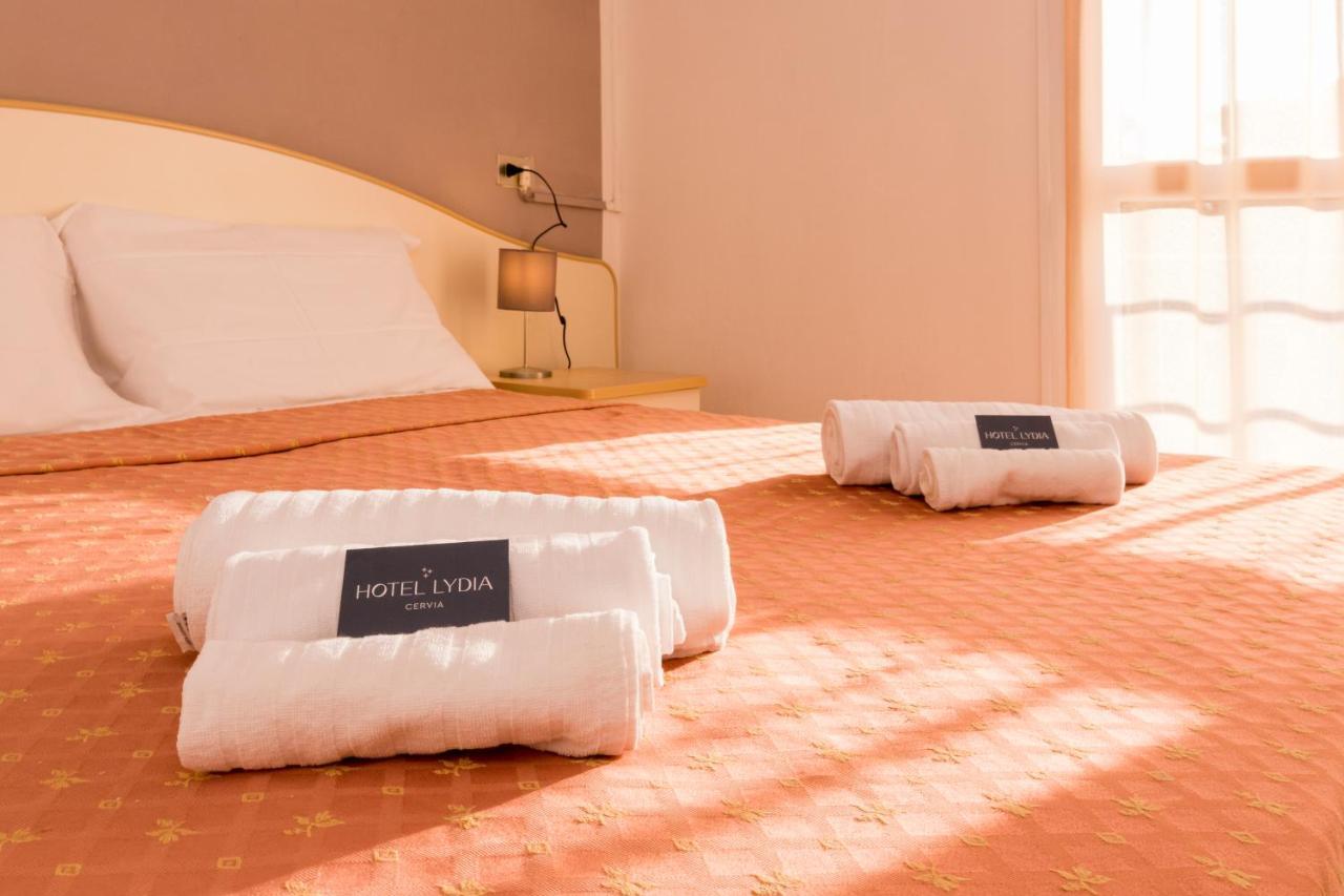 קרביה Hotel Lydia מראה חיצוני תמונה