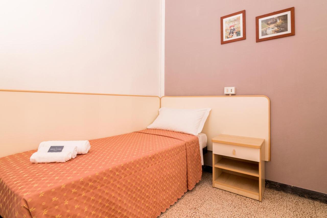 קרביה Hotel Lydia מראה חיצוני תמונה