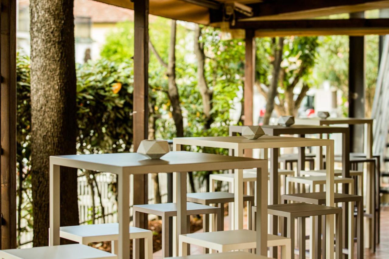 קרביה Hotel Lydia מראה חיצוני תמונה